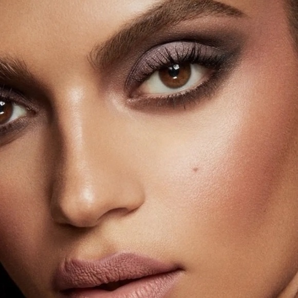 FENTY BEAUTY By Rihanna Snap Mix & Match Eyeshadow Palette in 6 Smoky - Picture 2 of 11